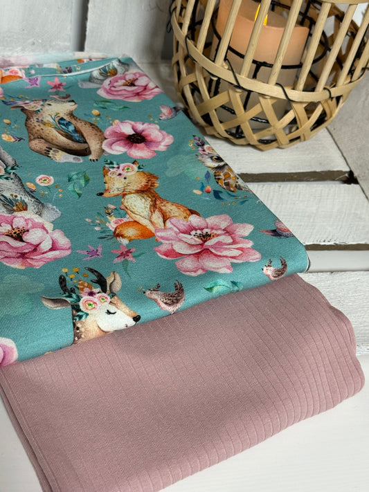 Jersey - Boho Touching Animals